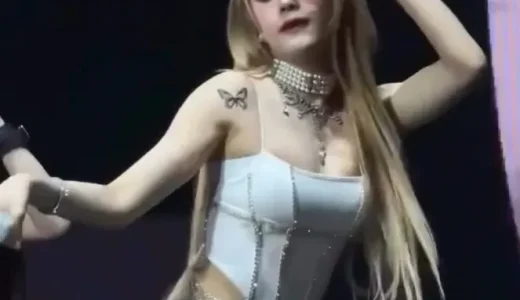 BABYMONSTERファリタおっぱいノーブラ動画｜かわいいK-POPダンス