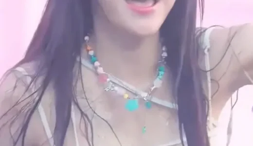 Cignatureジウォンおっぱいノーブラ動画｜かわいい谷間K-POP