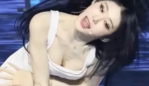 ITZYチェリョンおっぱい動画｜かわいい谷間K-POPダンス