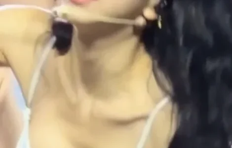 TWICEチェヨンおっぱいノーブラ動画｜かわいいK-POPダンス