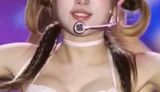 Yenaおっぱいノーブラ動画｜かわいい谷間K-POPダンス